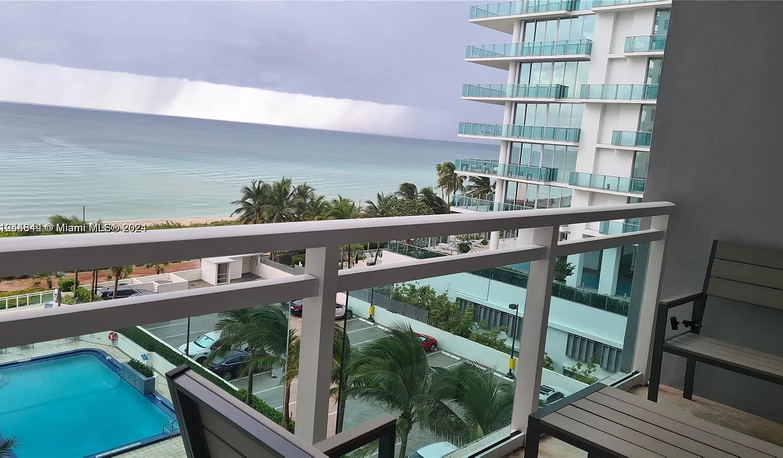 The Collins Condo — Photo 3