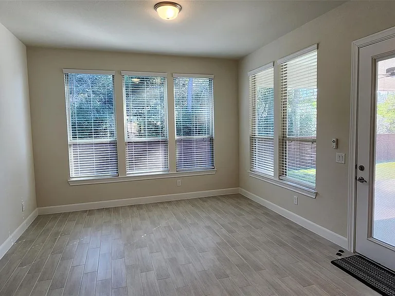 353 Gotland Russ Ln — Photo 12