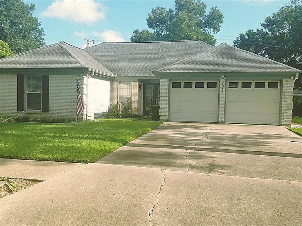 1st image of 7911 Larkspur Dr