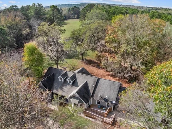 6910 State Highway 147 N, Center, TX 75935