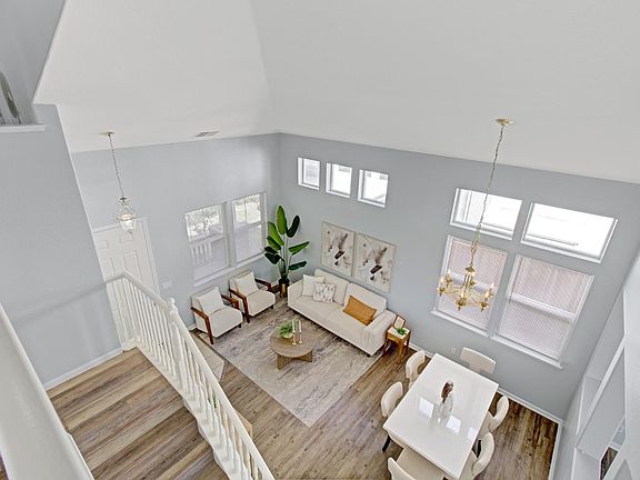 2nd image of 8406 Kingmont Way