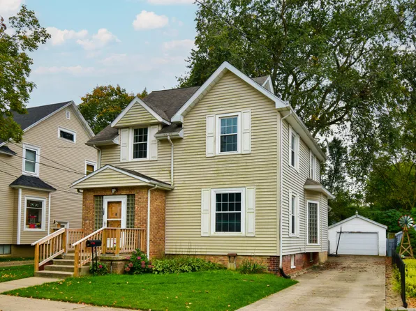 738 Oak St, Niles, MI 49120