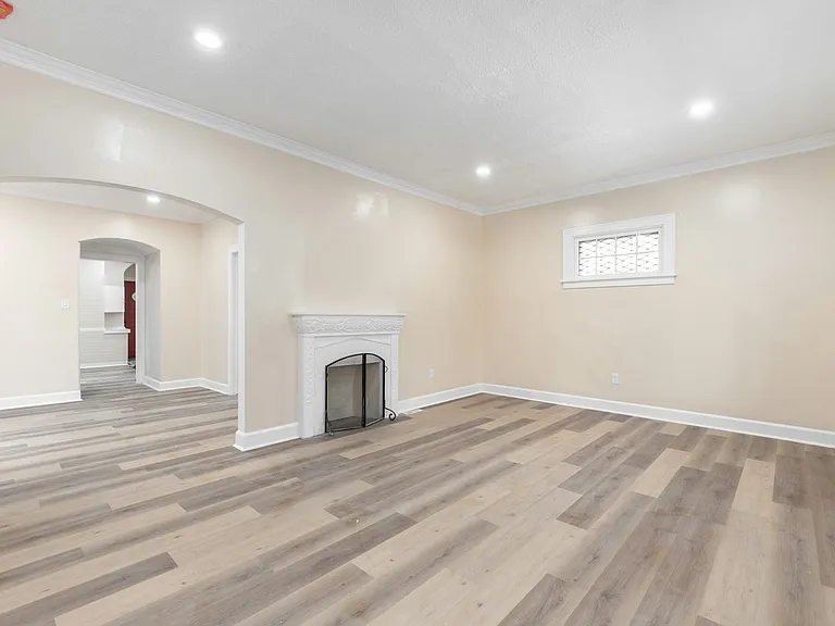 3794 W 38th St — Photo 23