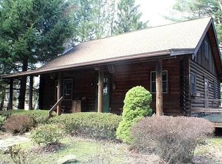 43 George Junior Rd, Grove City, PA 16127