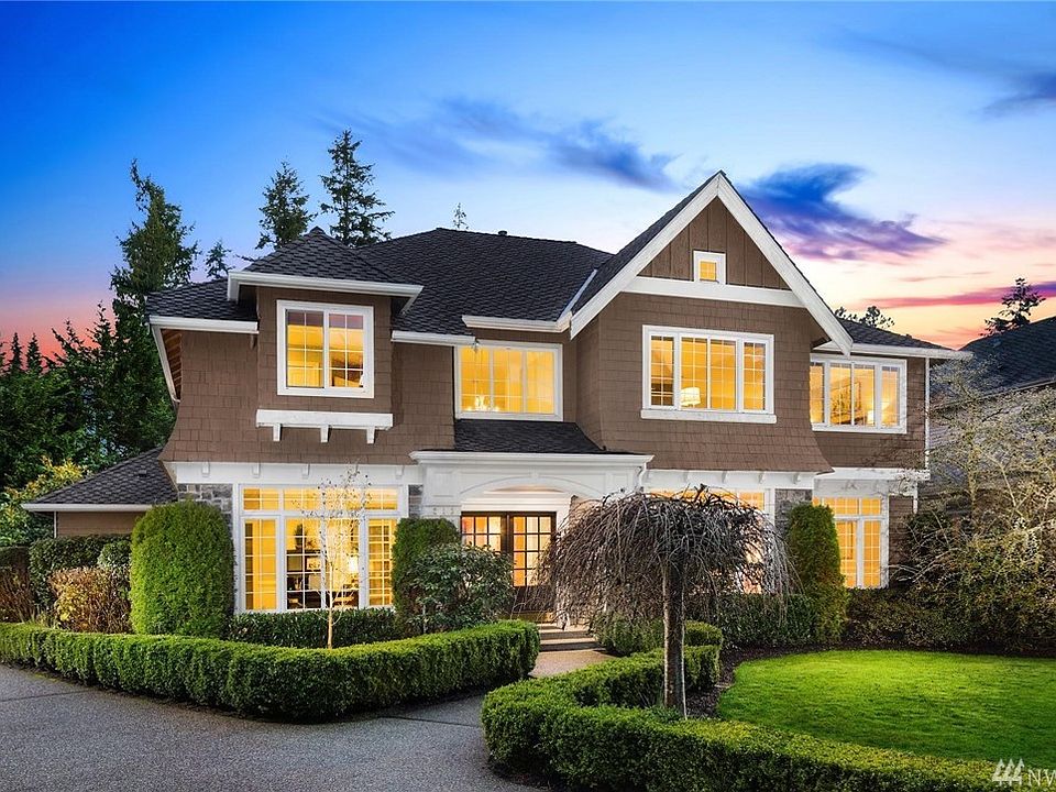 1st image of 213 140th Ave NE