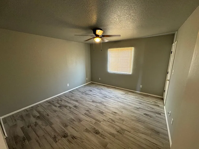2930 Claude Dove Dr #2 — Photo 4