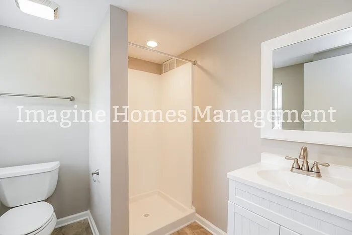 8587 Kenwood Rd — Photo 11