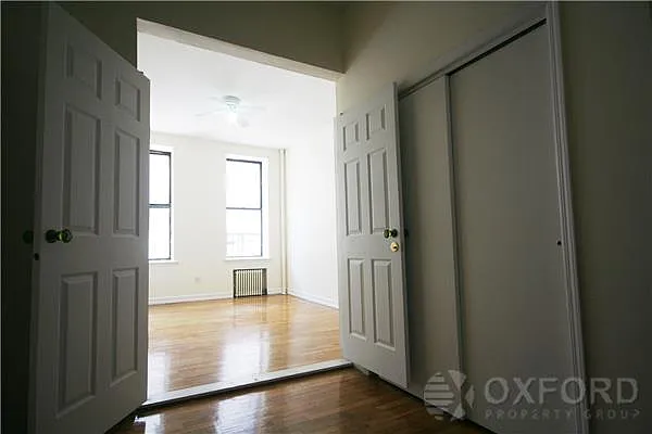 Rented by Oxford Property Group | media 54