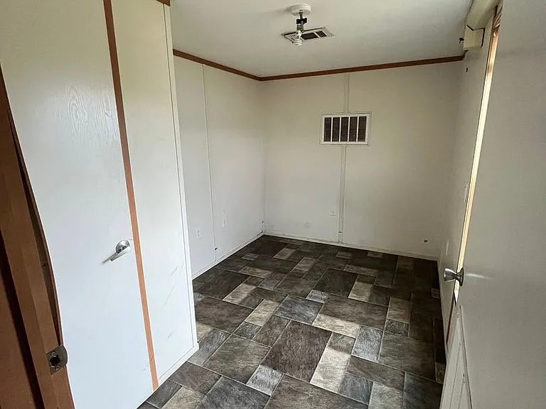 3605 Lane Rd — Photo 5