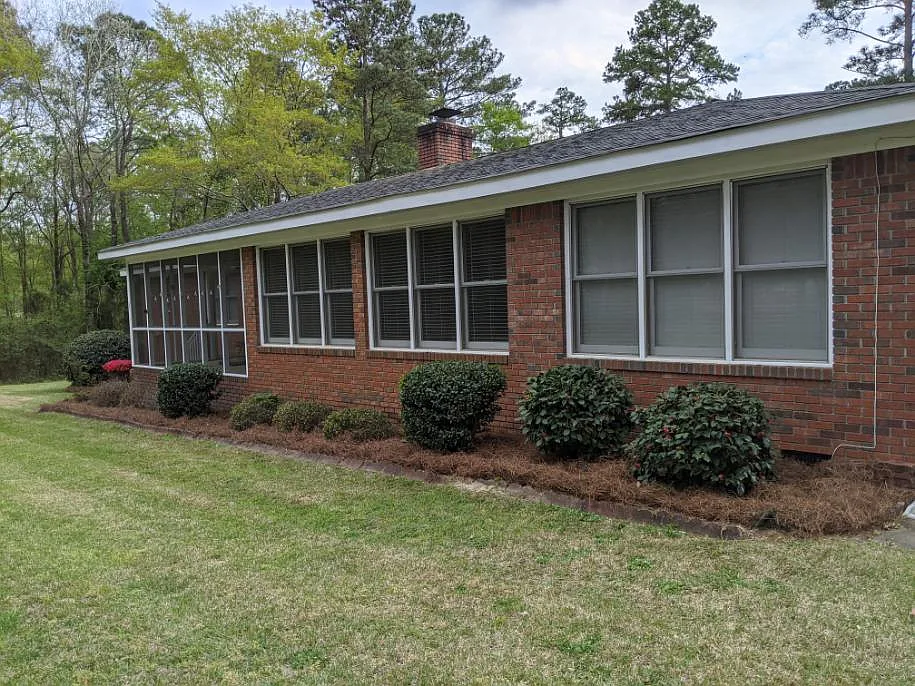 429 Longtown Road West - 1 — Photo 3