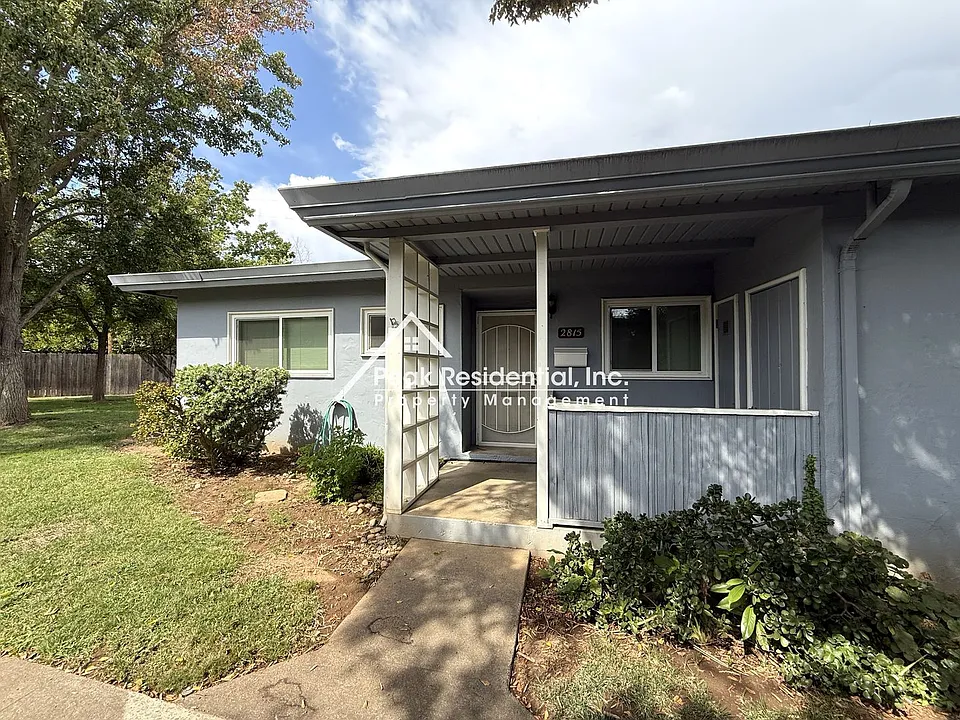 2815 Santa Paula Ct