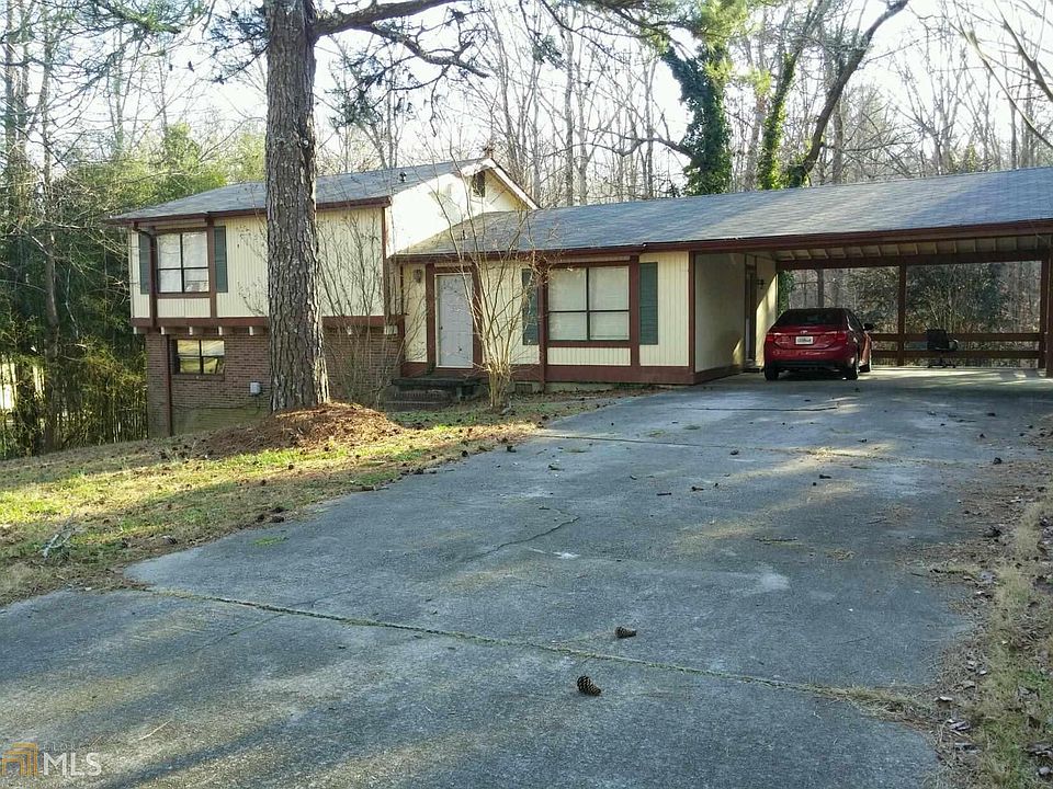 1st image of 1341 Country Lane Dr NE