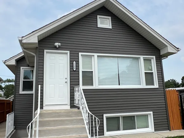 2155 N Mobile Ave, Chicago, IL 60639