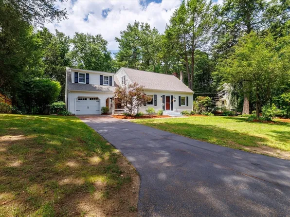 11 Foster St, Oxford, MA 01540