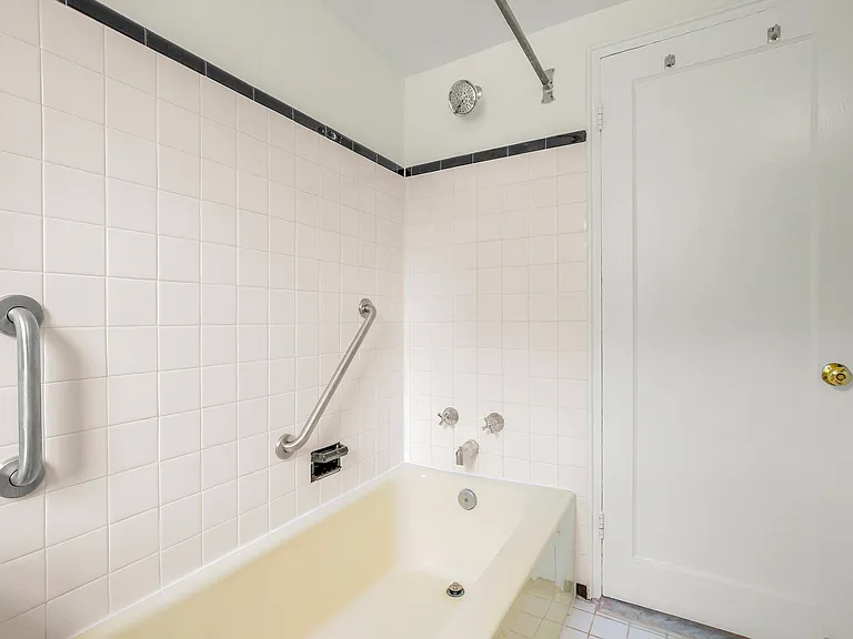 2202 Colston Dr #102 — Photo 19