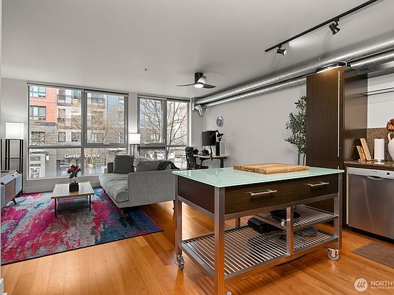3rd image of 530 Broadway E #208