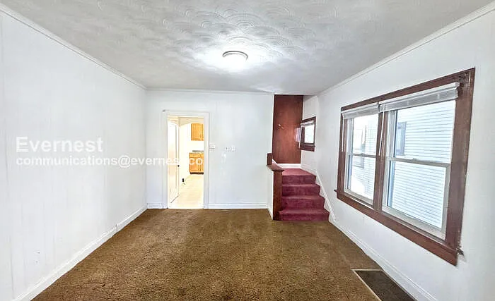661 S Burgess Ave — Photo 3
