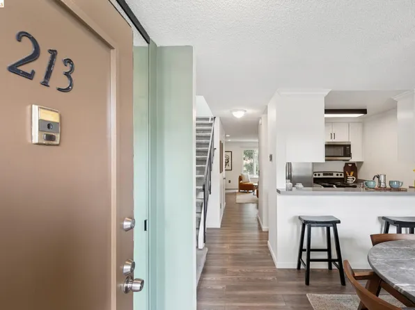3161 Birmingham Dr APT 213, Richmond, CA 94806