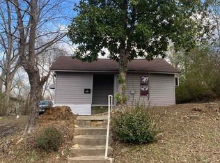 209 S Banks St, Malvern, AR 72104