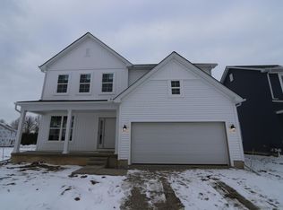 6492 White Star Dr, Powell, OH 43065