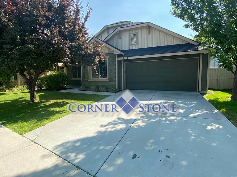 1764 Ridge Way — Photo 1