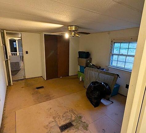 5th image of 601 Farmers Mountain Rd