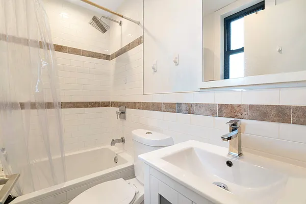 Rented by Compass | media 21