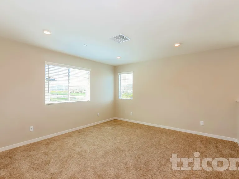 31703 Hans Dr — Photo 13