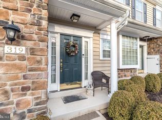 319 Oxford Ln, Chalfont, PA 18914