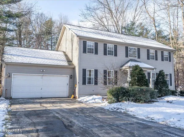 9 Greylock Drive, Wilton, NY 12831