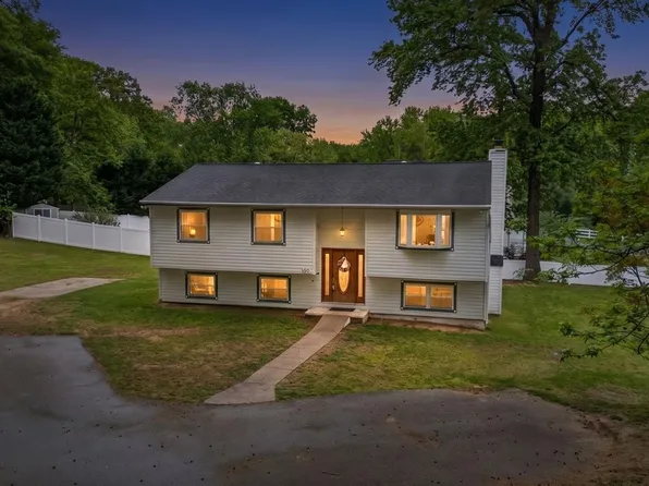 1365 Moyer Rd, Annapolis, MD 21403