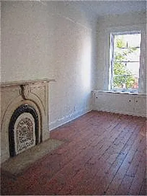 Rented by Warburg | media 4