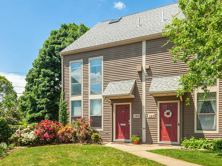 129 Governor Winthrop Rd — Photo 1