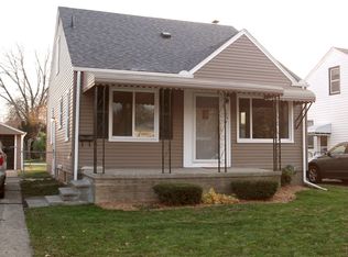 19924 Frazho St, Saint Clair Shores, MI 48081