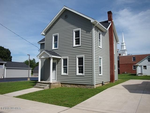 1st image of 223 Broadway St