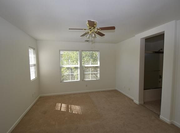 4th image of 8693 Cortina Cir