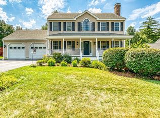 24 Harbor Light Rd, Leominster, MA 01453