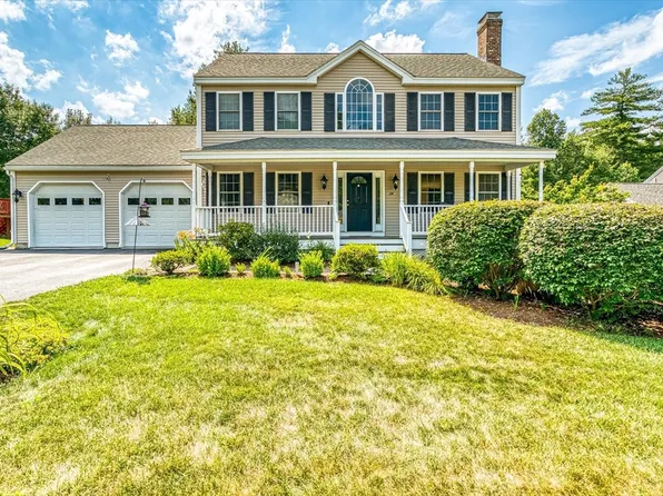 24 Harbor Light Rd, Leominster, MA 01453
