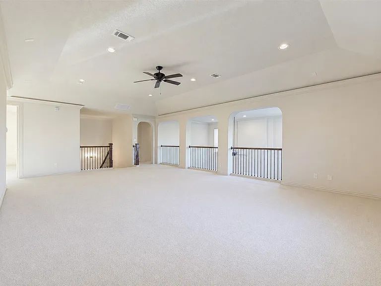 2422 Camden Creek Ln — Photo 17