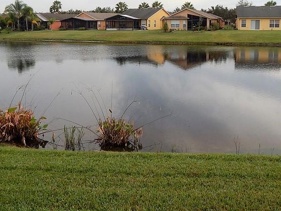 4th image of 129 Grand Canal Dr