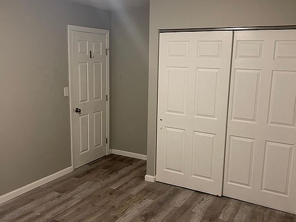 3rd image of 4219 Baychester Ave Floor Basement
