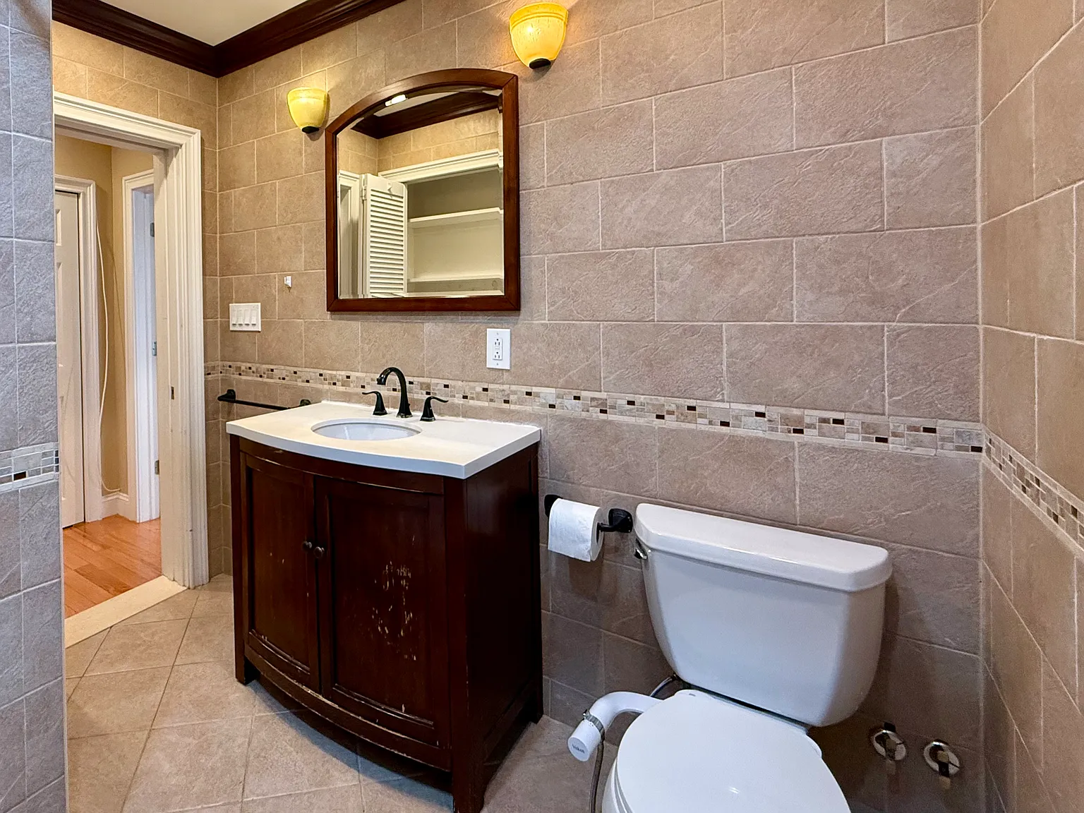 1 bed, 600 sqft, $2,350 — Photo 2
