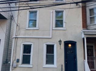 254 Fountain St #2, Philadelphia, PA 19128
