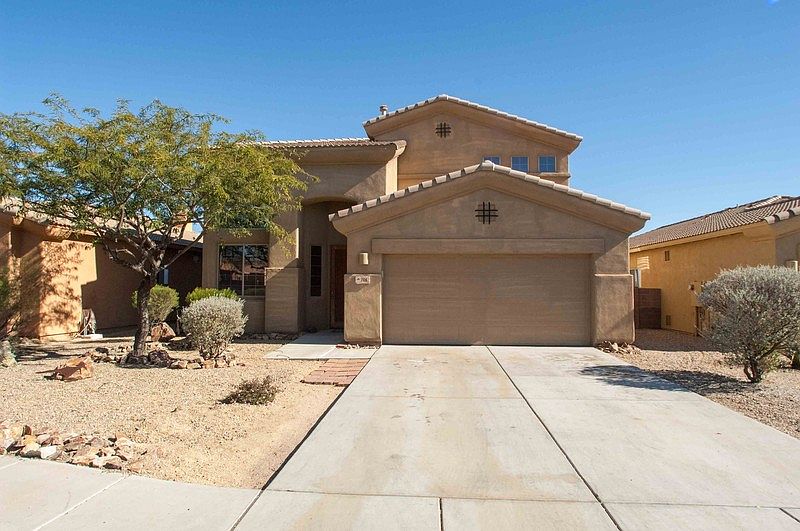 1st image of 2104 N Avenida Mena