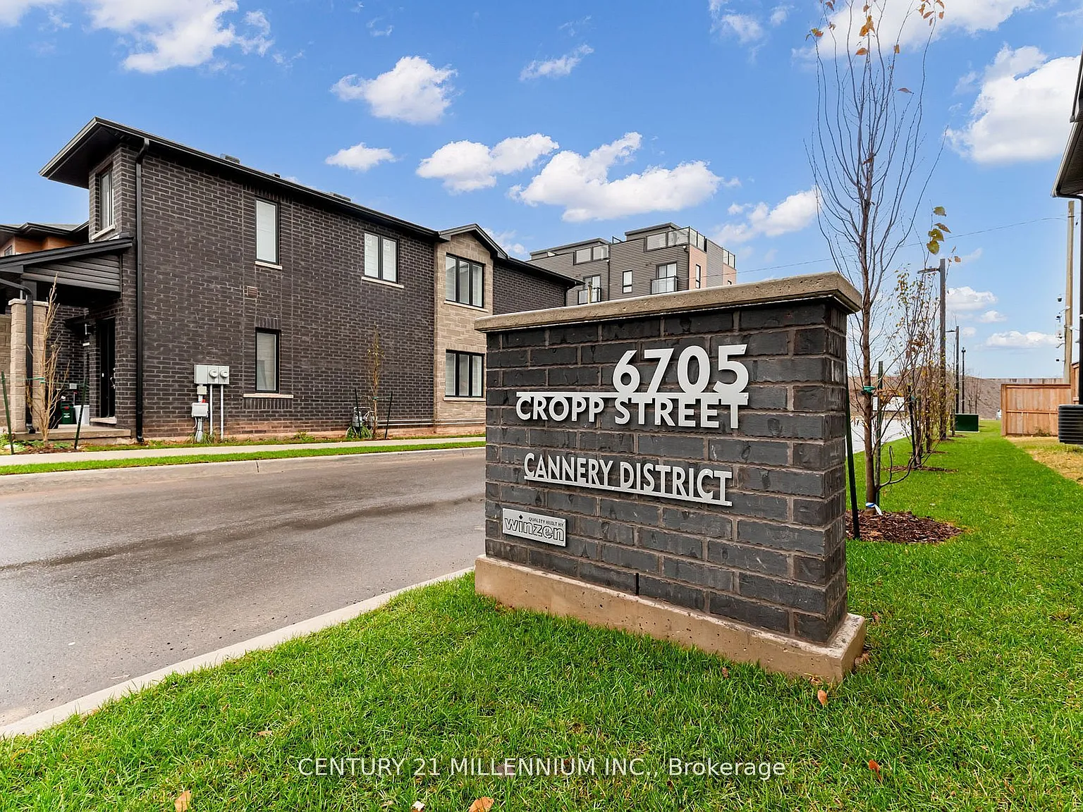 6705 Cropp St — Photo 2