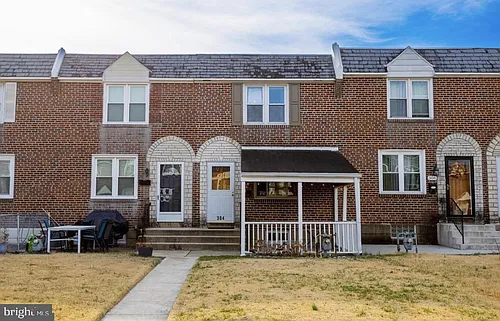304 Pine St Photo 1