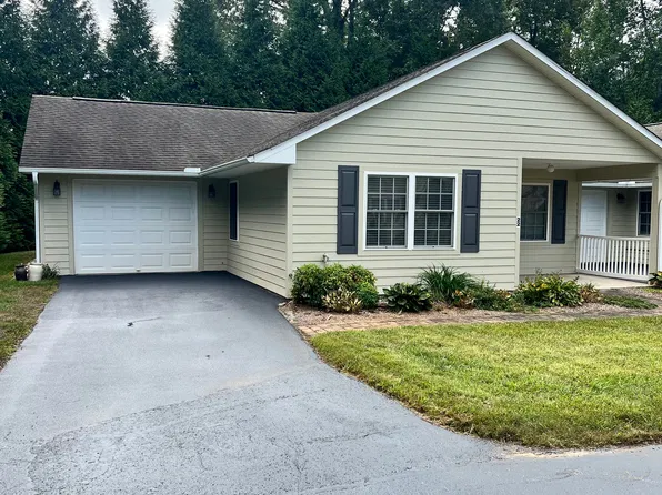 22 Allie Way, Franklin, NC 28734