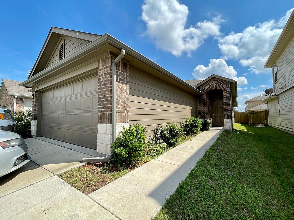 1st image of 12103 Stoneridge Gap Ln