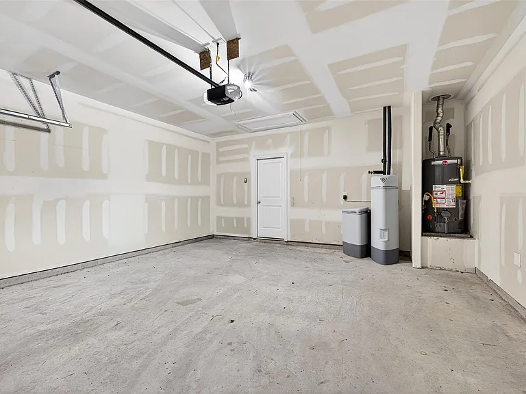 2429 Abbot Brook Dr — Photo 34