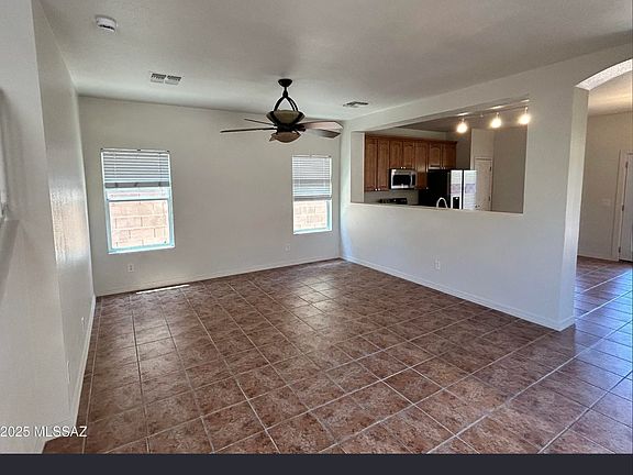 3rd image of 3365 N River Rapids Dr